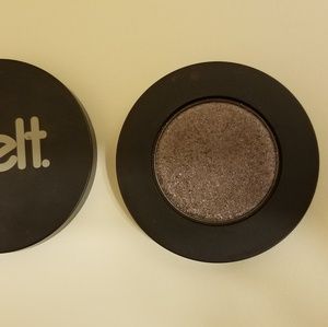 Melt Cosmetics eyeshadow in Industrial w/ mirror